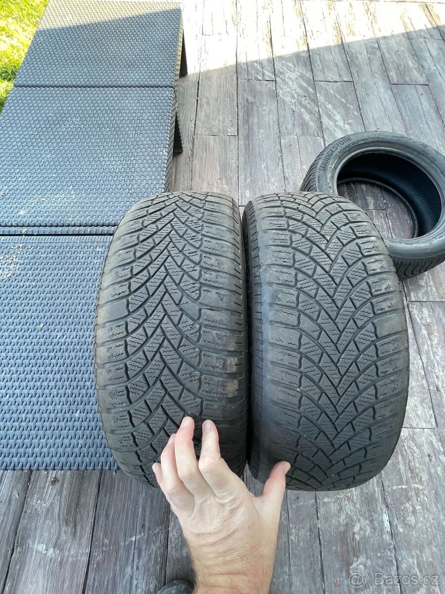 4x Pneu BRIDGESTONE BLIZZAK LM005 (205/55 R16) - 3