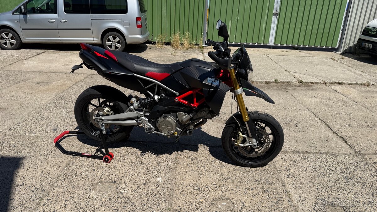 Aprilia Dorsoduro Factory 750 - 3