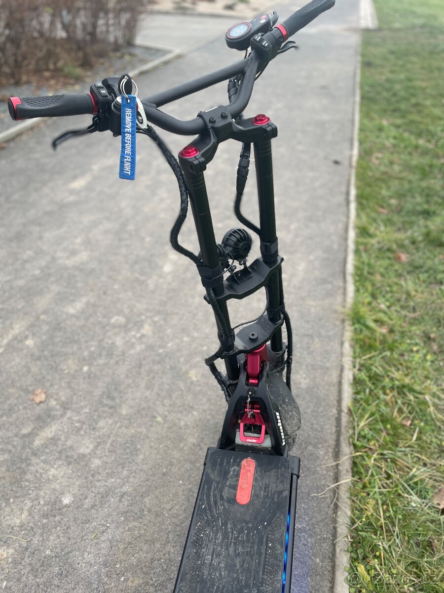 Kaabo Wolf Warrior 11 + - 3