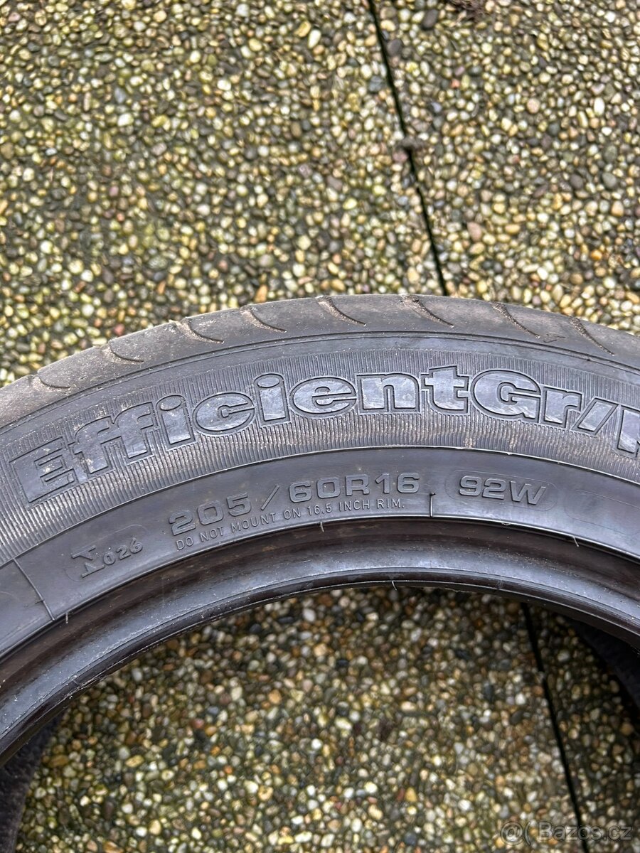 4ks letní Goodyear EfficientGrip 205/60 R16 92W runflat - 3