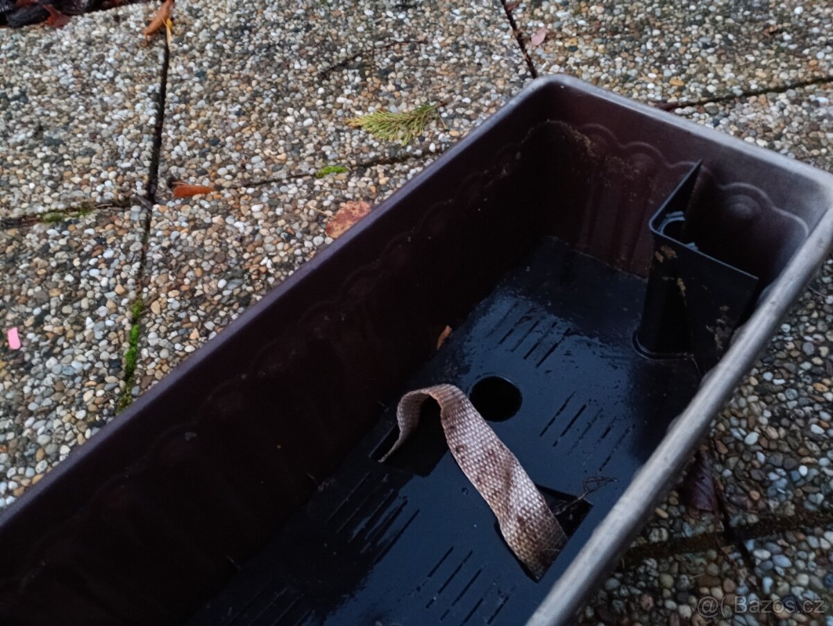 Samozavlažovací truhlíky Floria Siesta 100 cm, 2 kusy - 3