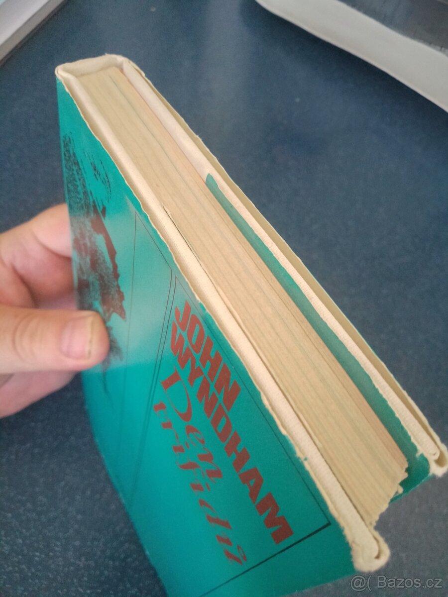 John Wyndham - Den Trifidů - 3