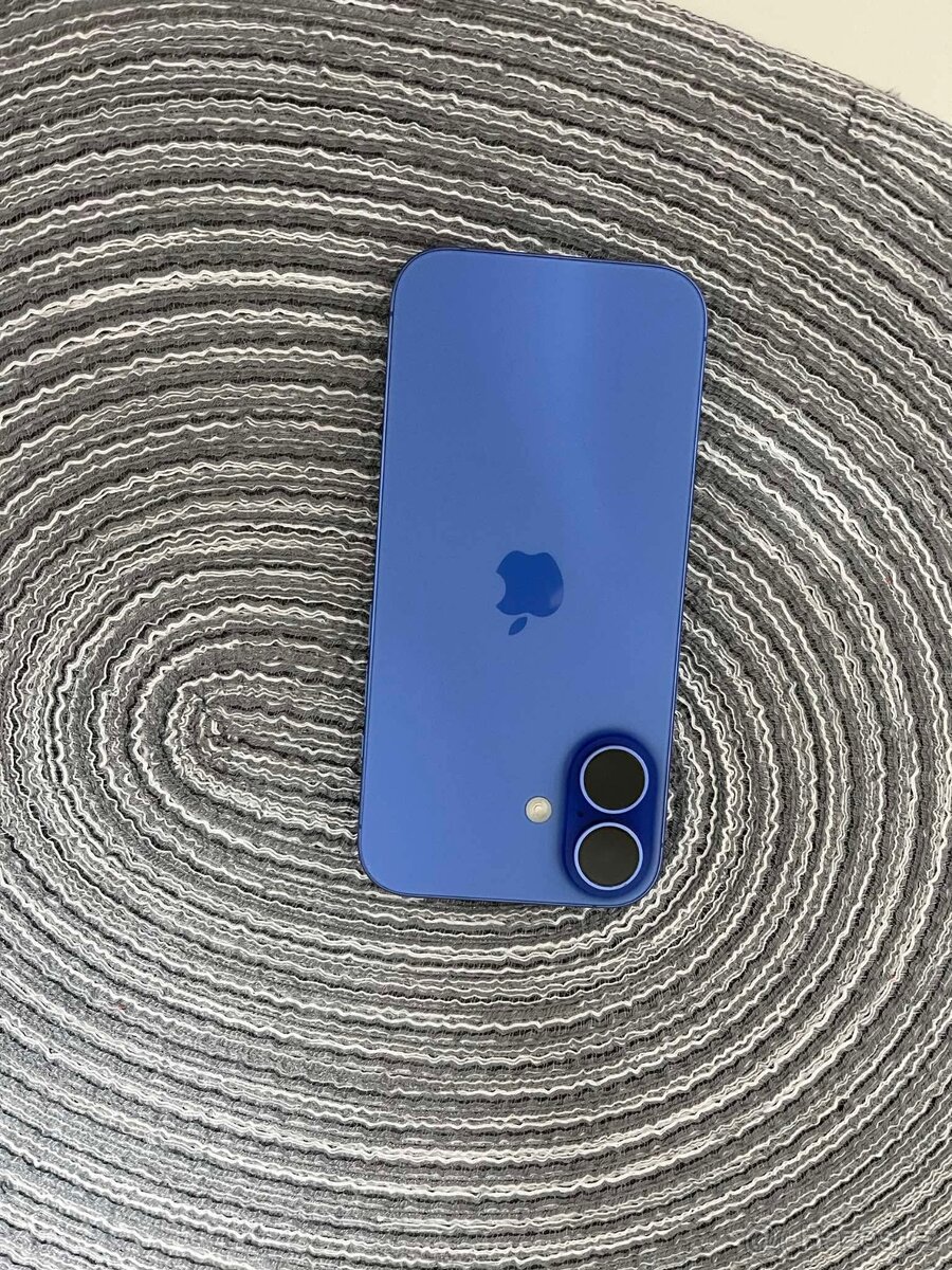 Vyměním svůj iPhone 16 BLUE - 3