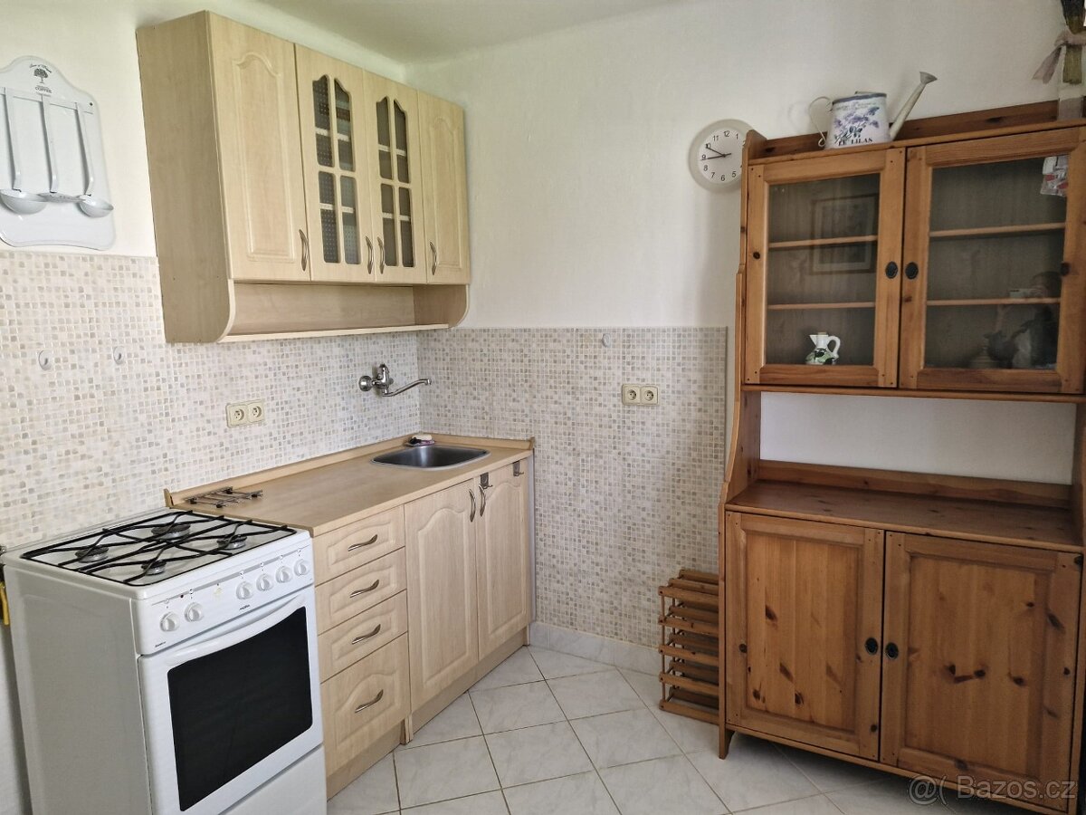 Pronajmu byt 1+1 v centu Pardubic. - 3