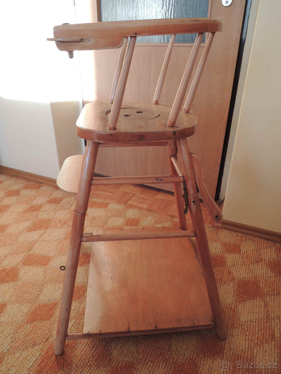 Stará dětská dřevěná židle - 3