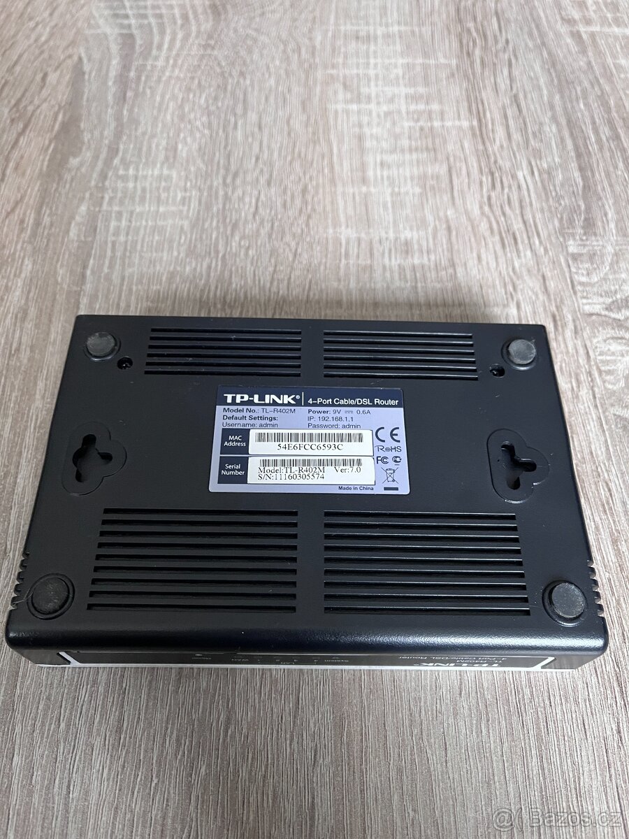 TP-LINK TL-R402M + síťový adaptér - 3