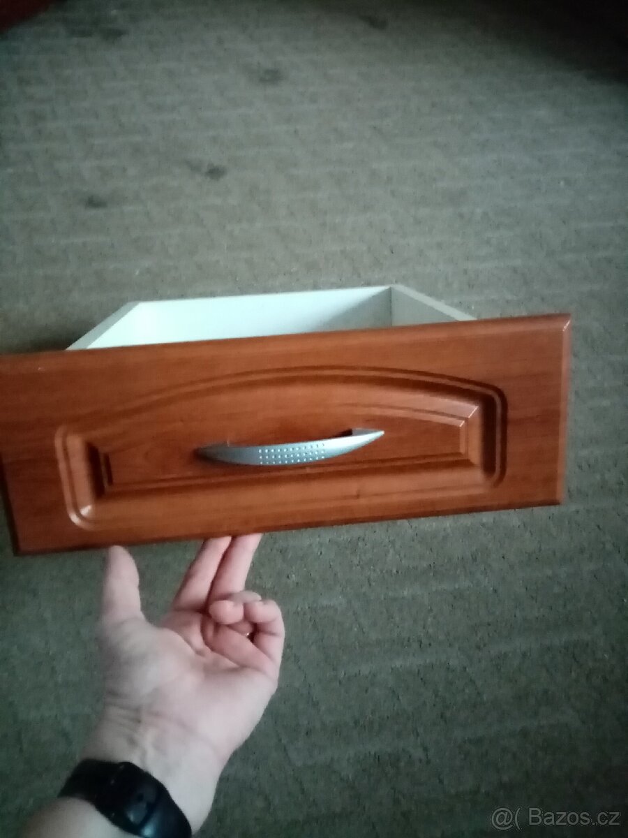 Prodám dvířka ke kuchyňské lince - 3