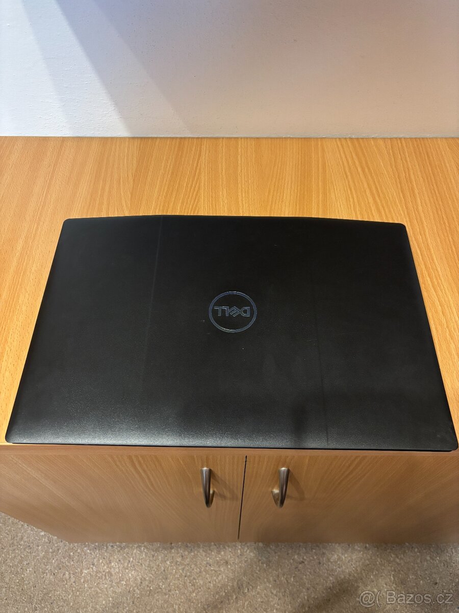 Herní Notebook Dell G3 15 Gaming i5 / 32 GB RAM / 2x SSD 512 - 3