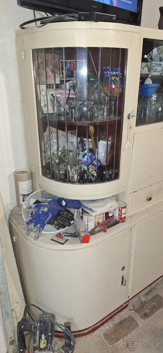 Kredenc - starý - 3