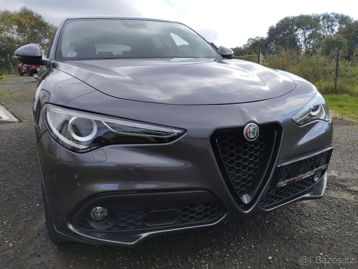 Alfa Romeo Stelvio Veloce 2.2 154kw Q4 FACELIFT NEPOJÍZDNÉ - 3