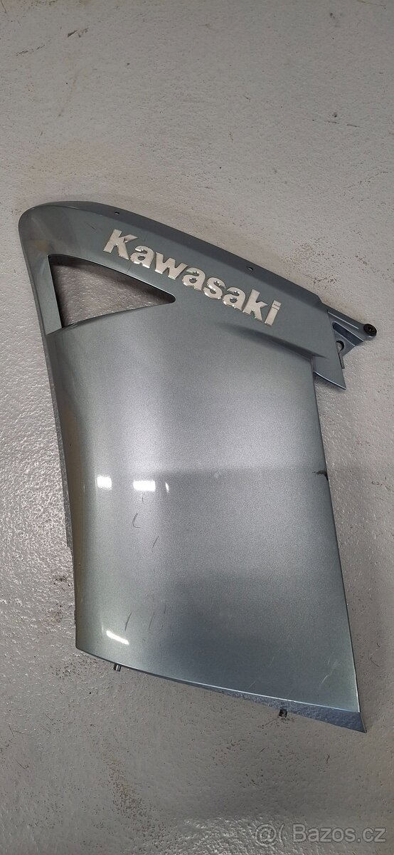 Části kapotáže Kawasaki GTR 1400 - 3