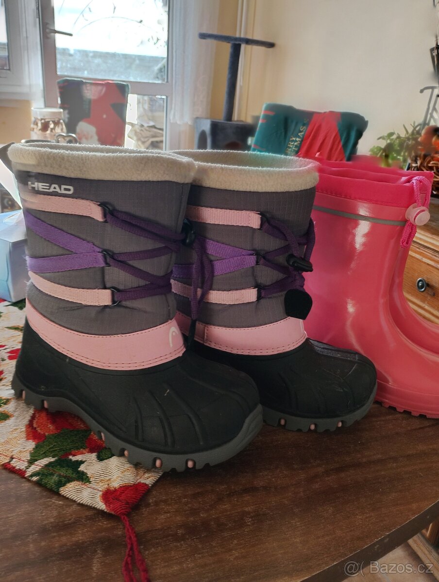 Čtvery zimní boty pro holčičku vel. 27,29 a 2x 31 - 3