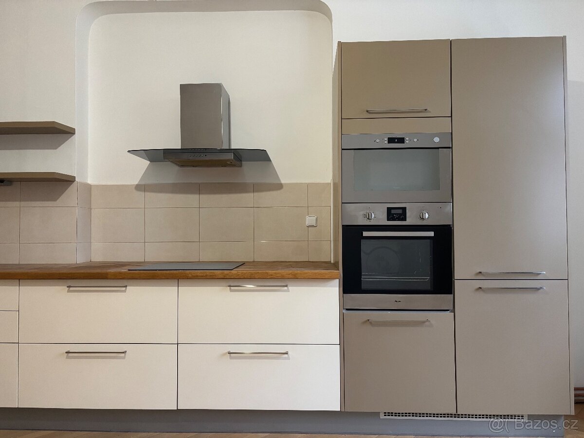 Designová kuchyňská linka zhotovená truhlářem na míru - 3