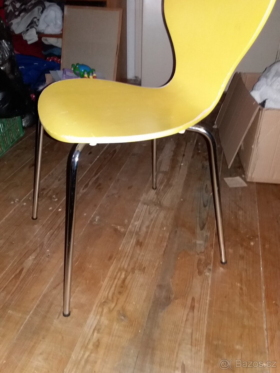 žluté jídelní židle - 3