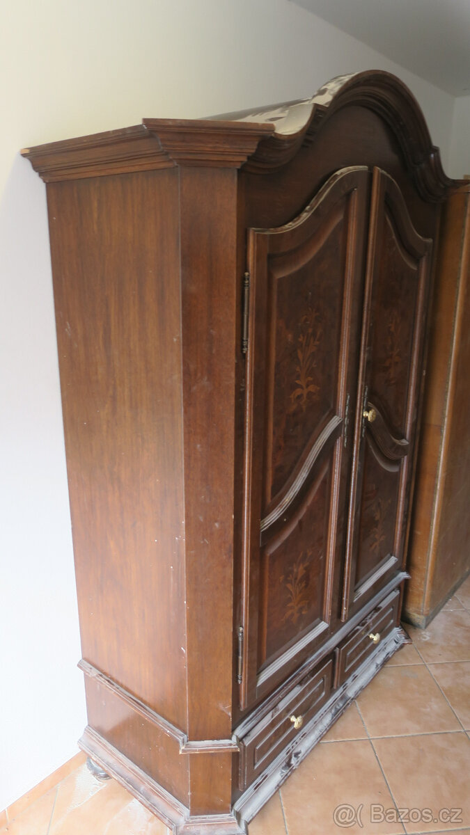 Starožitná skříň masiv - 3