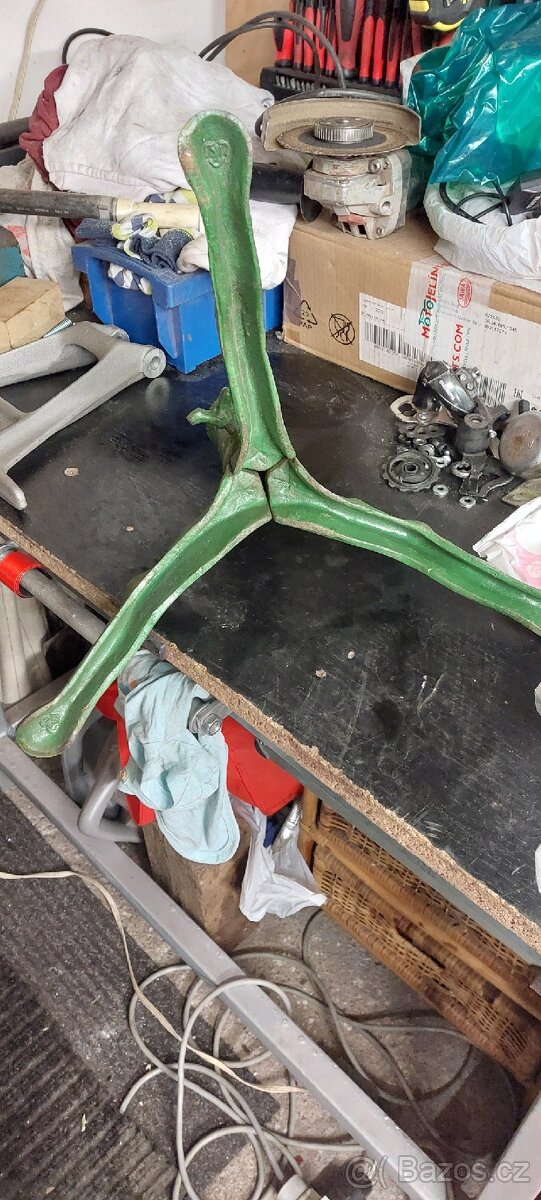 stojan na stromek - 3