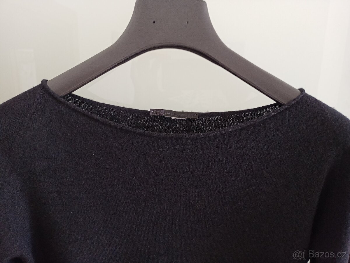 Značkový svetr vel. S/M - 3