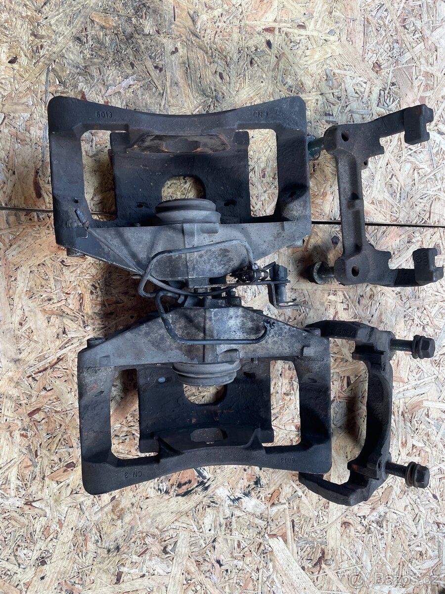 Audi A6 4F brzdové třmeny - 3