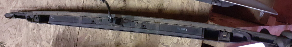 BMW e46 - Lišty nad SPZ s osvětlením - 3