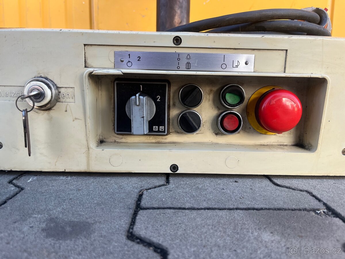 Stolní vrtačka Heckert - 3