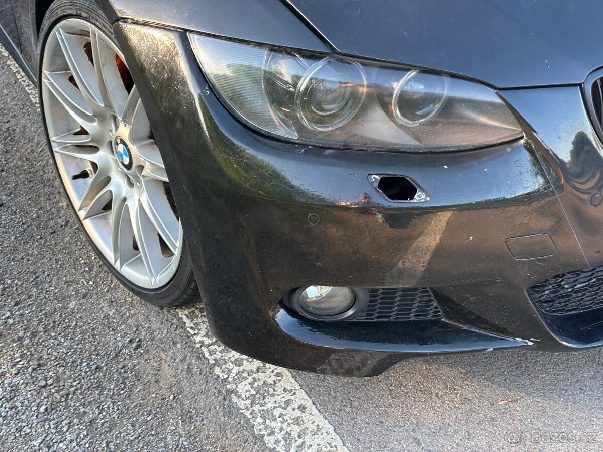 BMW 335i, manual - 3