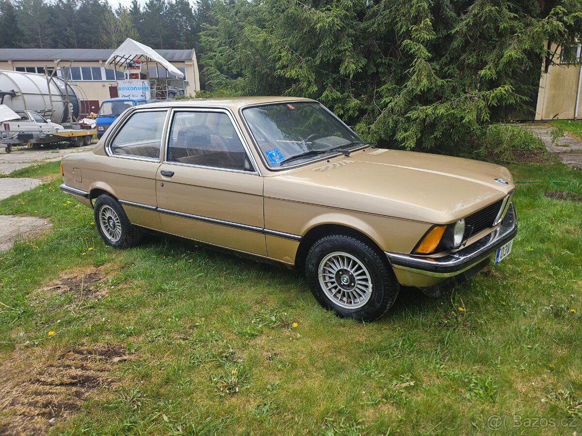 BMW 316i e21 - 3