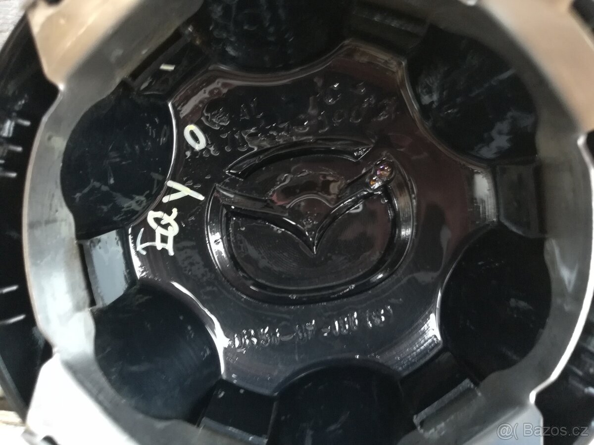 VÍČKO KOLA MAZDA BT50 (BT-50 , BT 50)FIGHTER (2003), 1KS