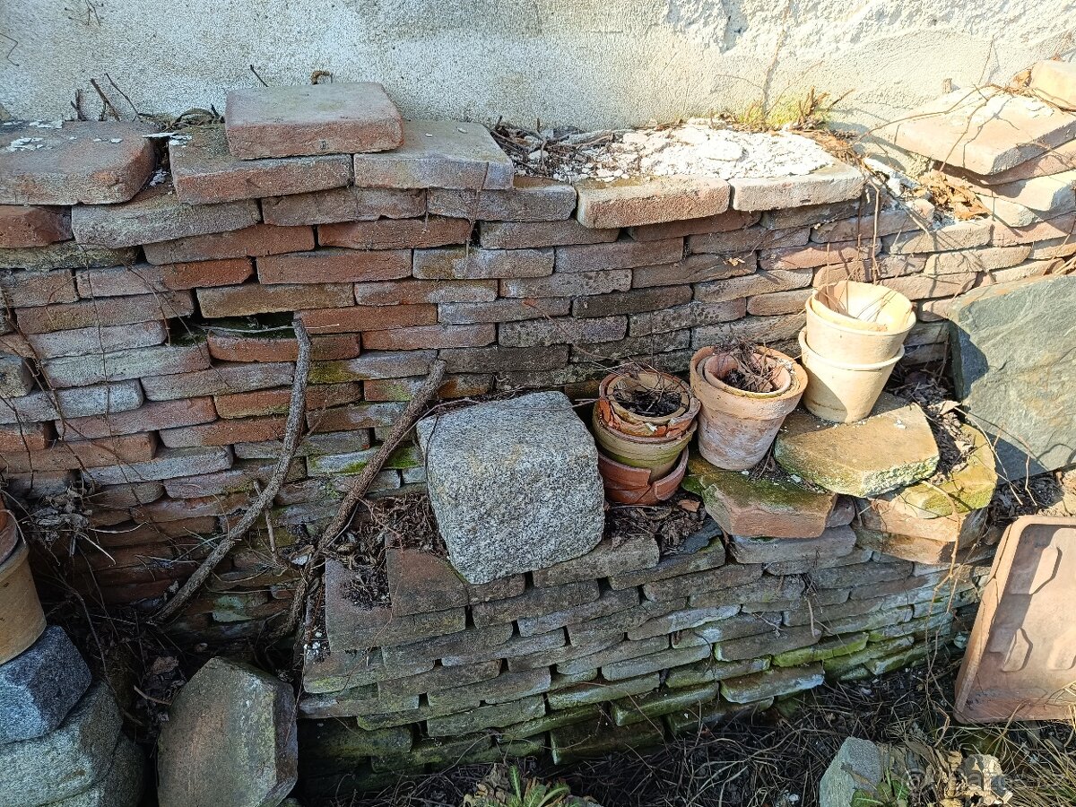 Dlažba pálená cihla ( půdovka - 3