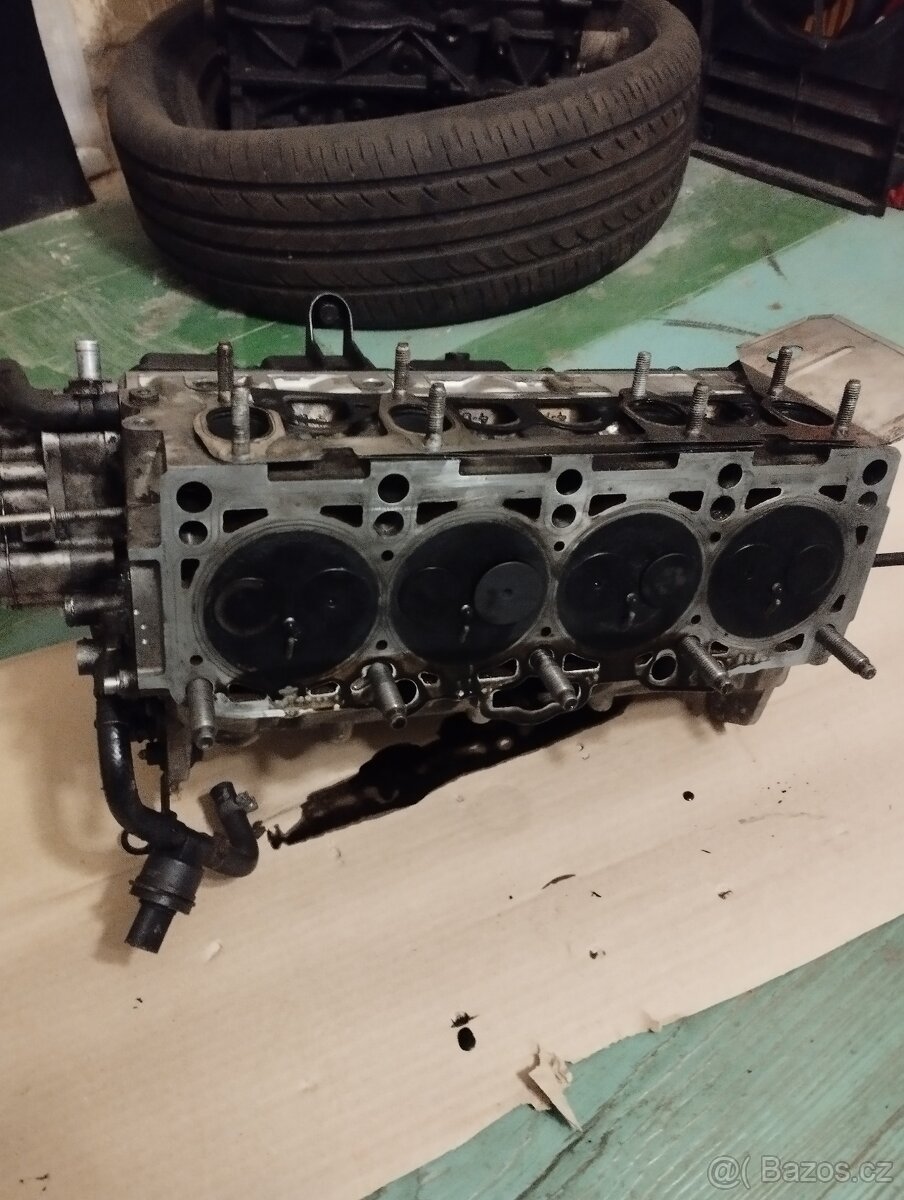 prodam hlavu motoru BMM 103 kw 8v - 3