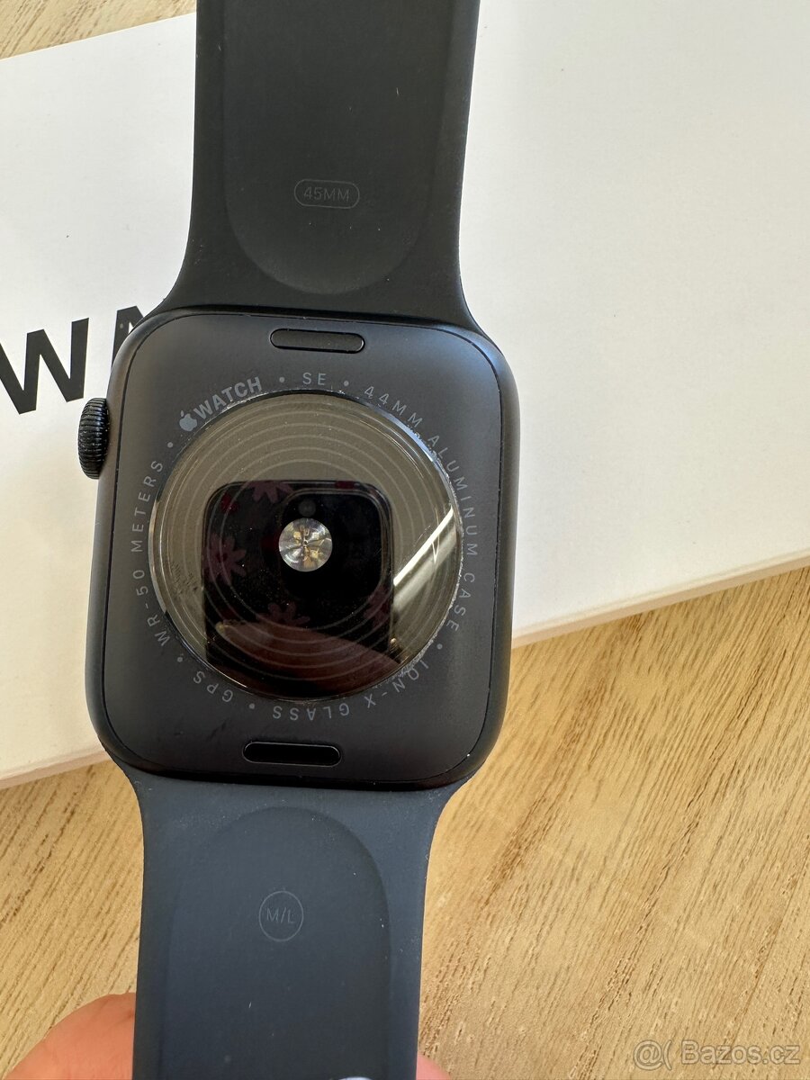 Hodinky Apple Watch SE 44mm - 3