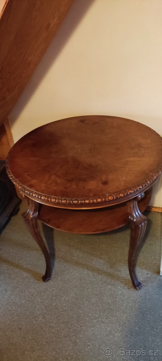 Krásný starožitný stůl - 3