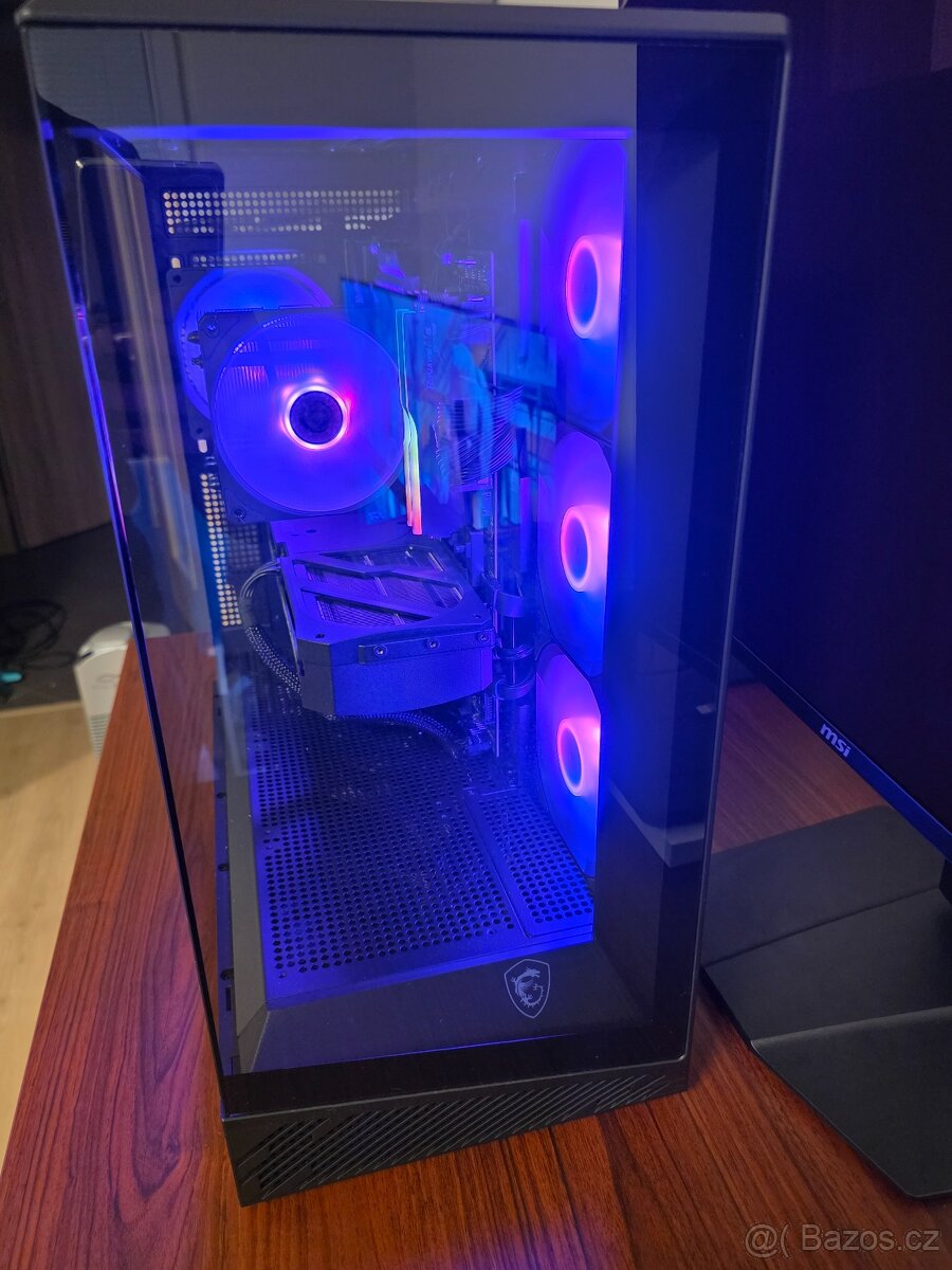 Alza GameBox: Ryzen 7800X3D, RTX 5070 Ti, 64GB RAM - 3