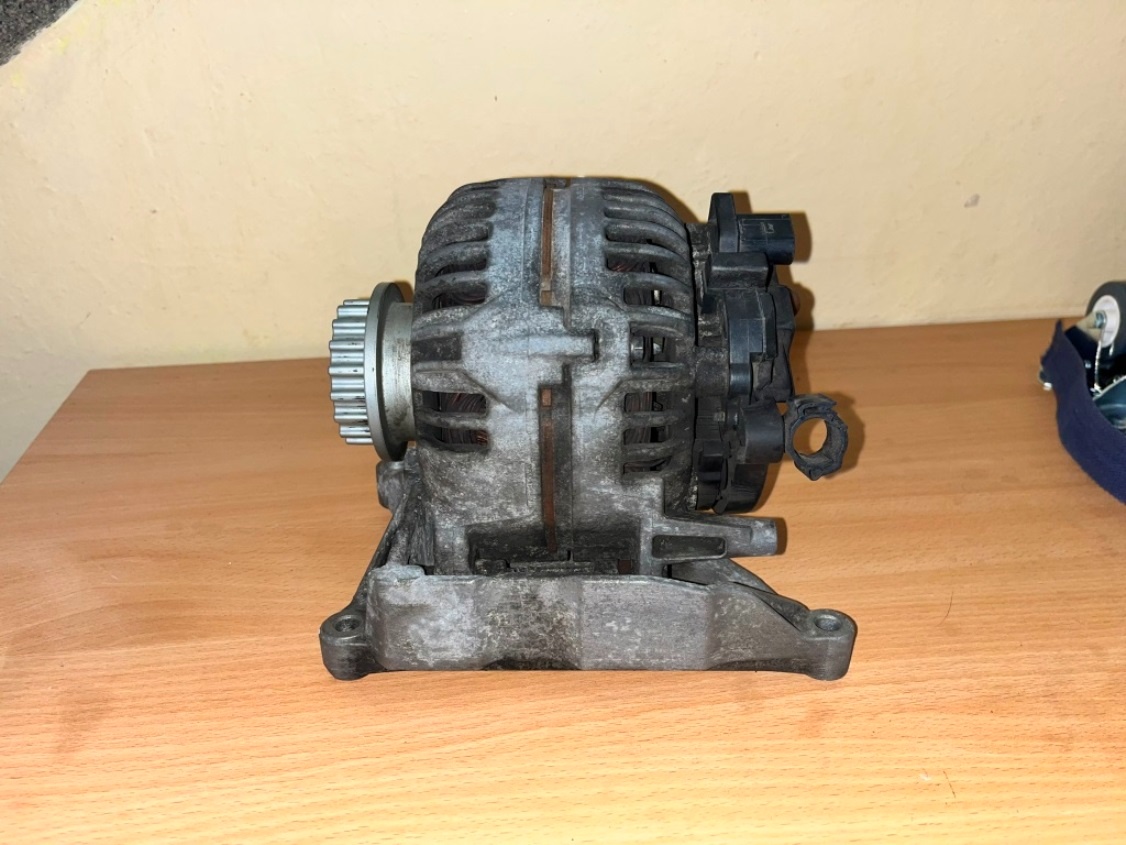 Alternátor 150A - VW T5 + Touareg 2,5 tdi - 3