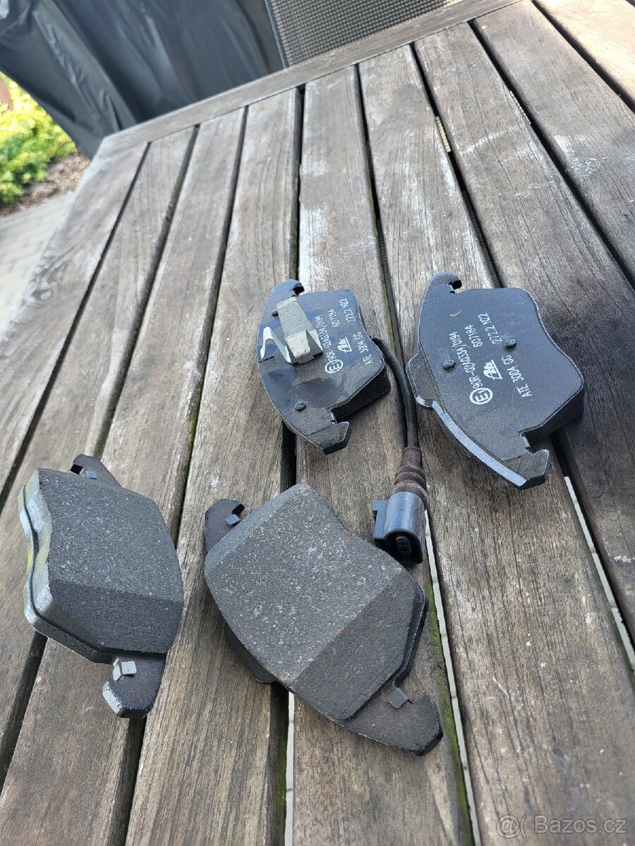 Brzdové desky Octavia 2 přední NOVÉ - 3
