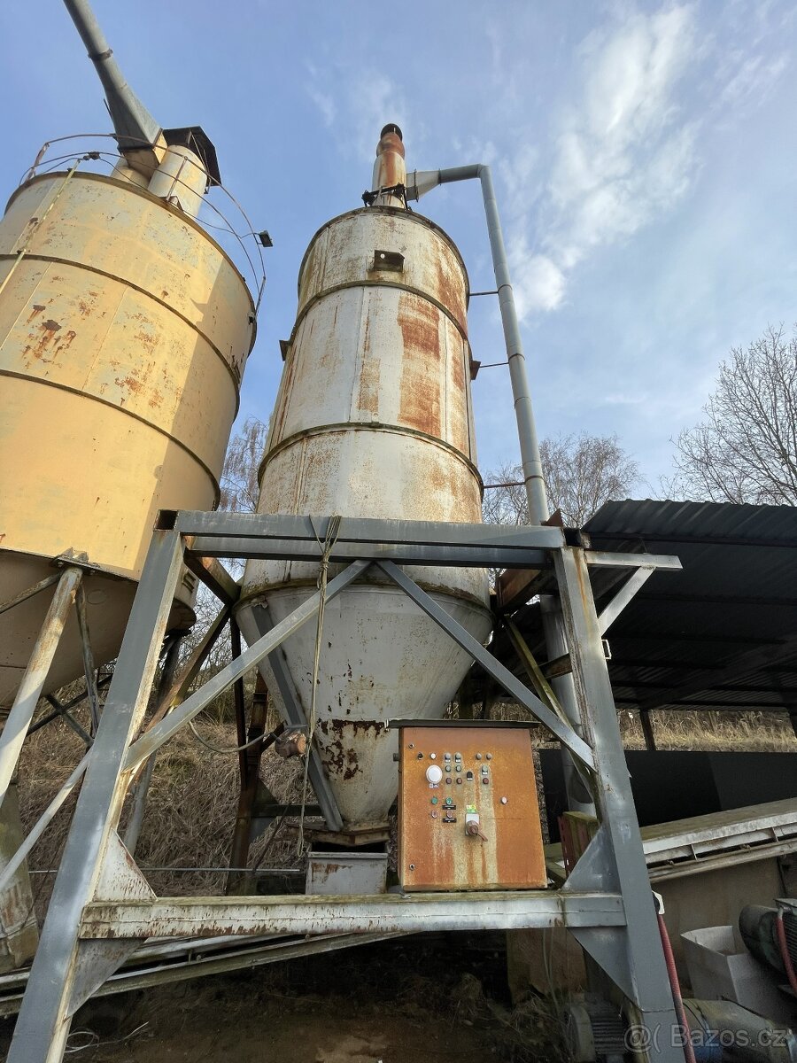 Silo - 3