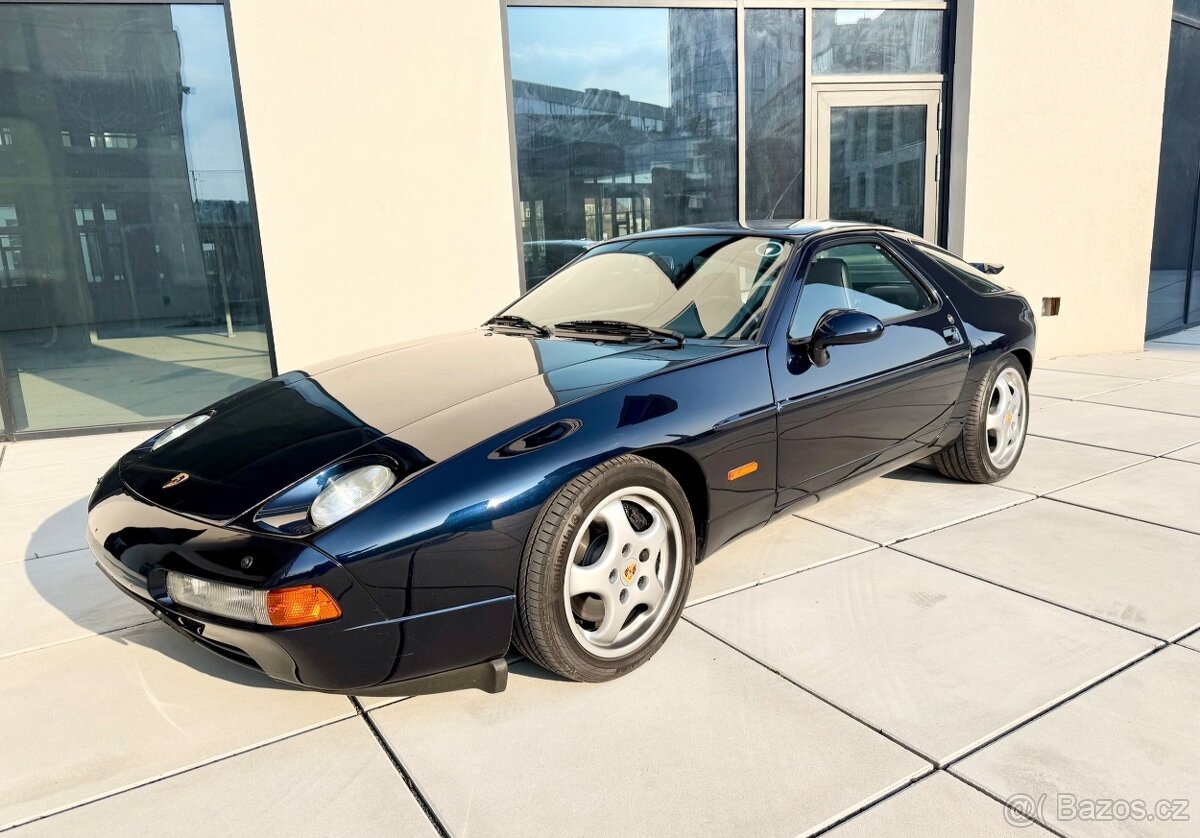 PORSCHE 928 GTS EVROPSKÝ MODEL - 3