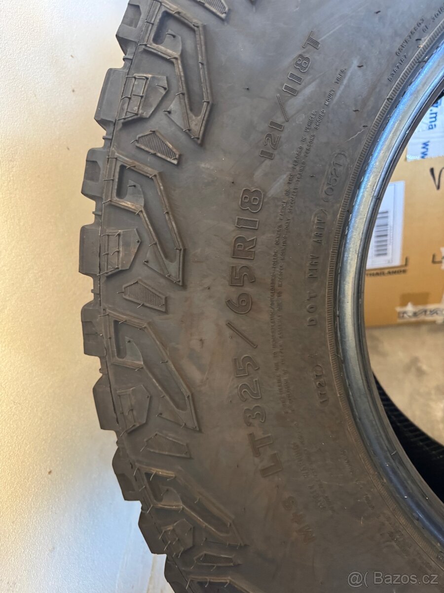 Goodyear Wrangler Territory RT 325/65 r18
