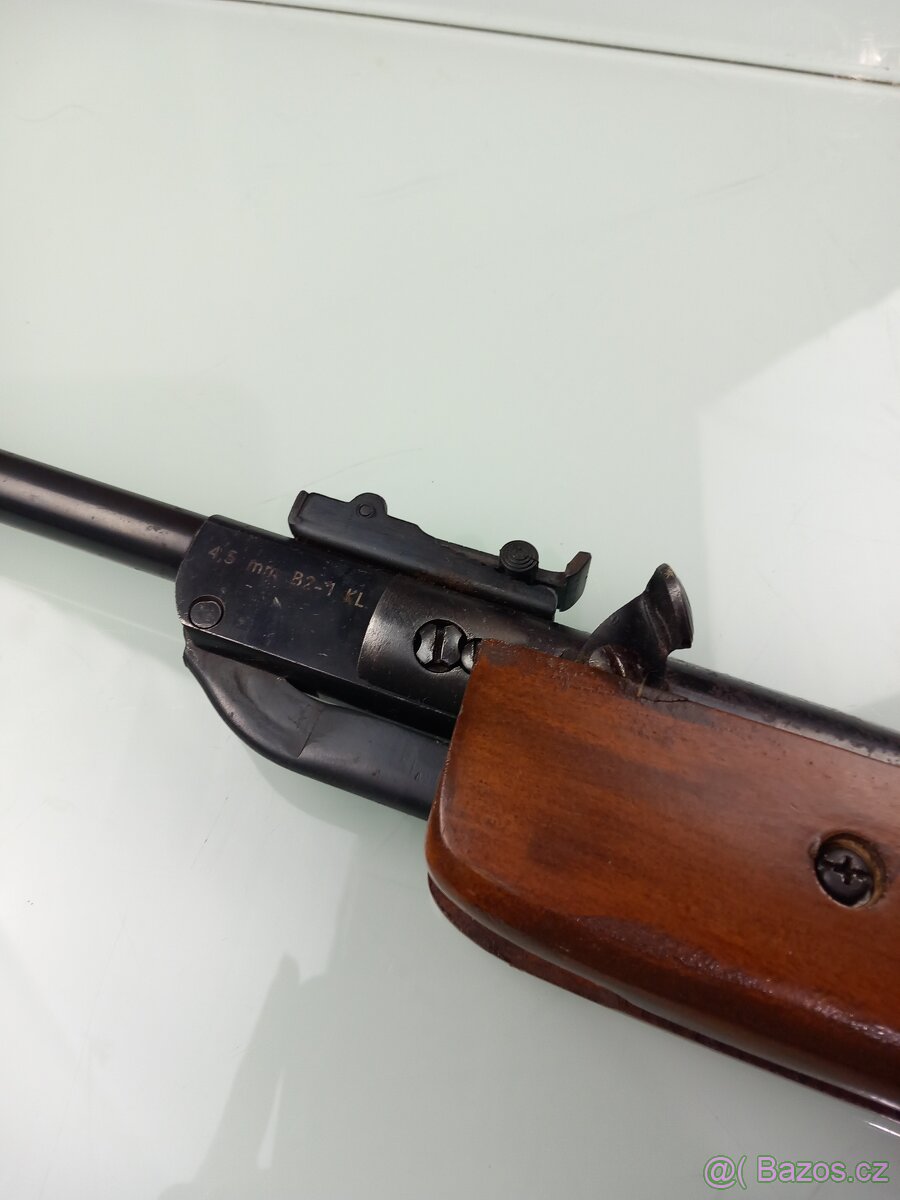 Vzduchovka Perfecta Model 32 s lomenou hlavní - 3