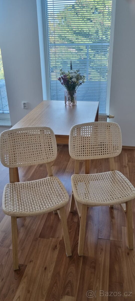 Prodám jídelní stůl a židle IKEA VOXLÖV - 3