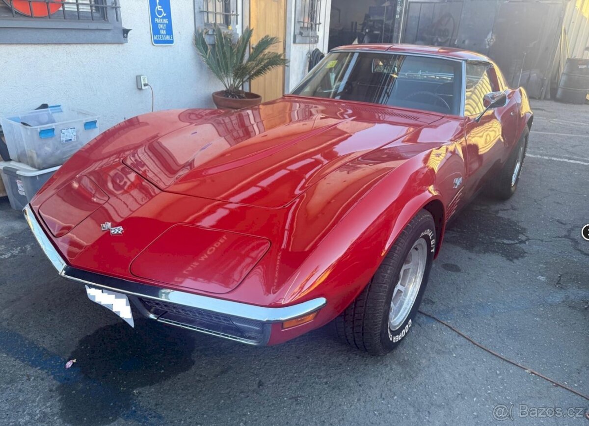 Chevrolet Corvette C3 z roku 1971 - 3