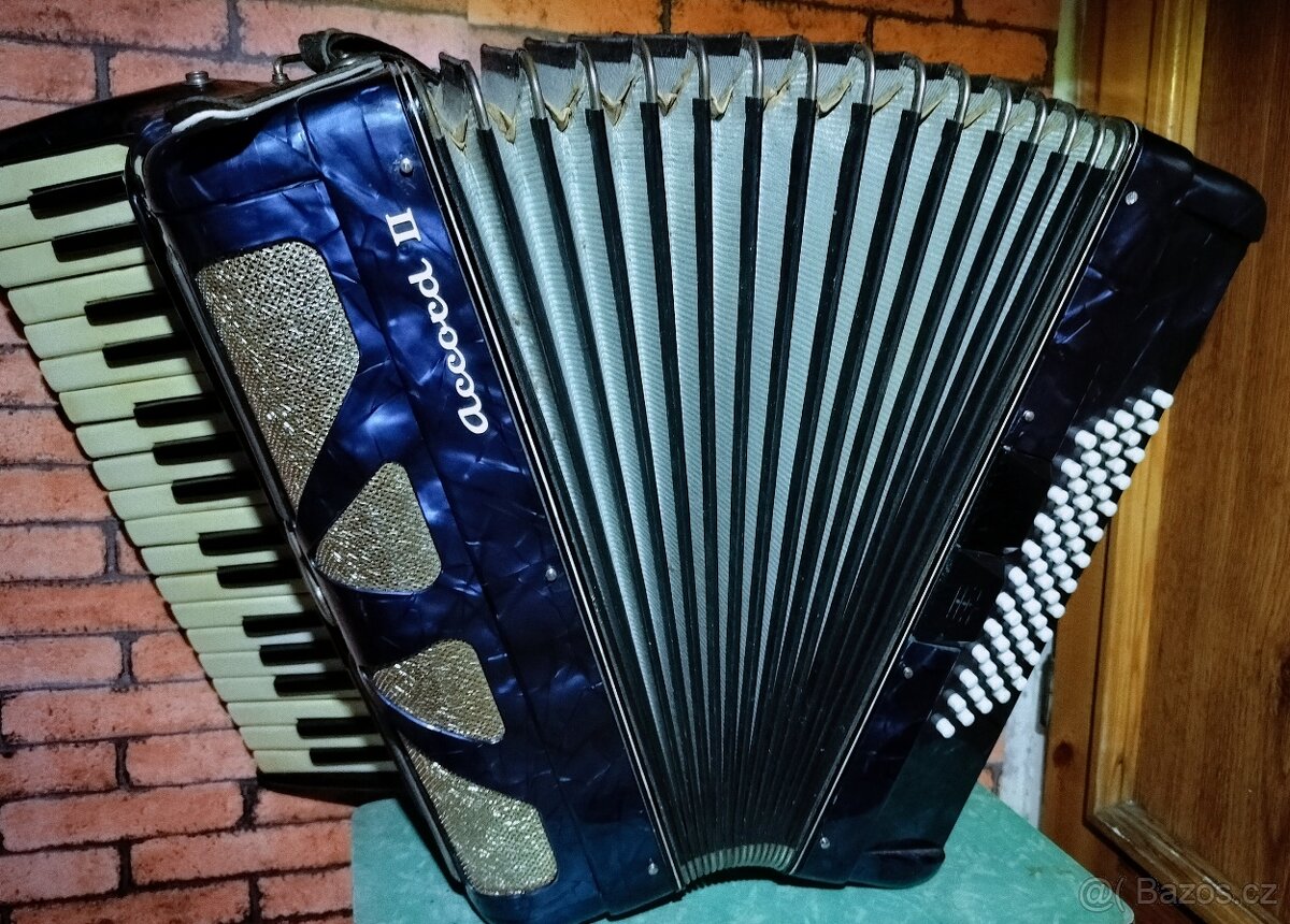 Akordeon Harmonika Lignatone Accord II - 3