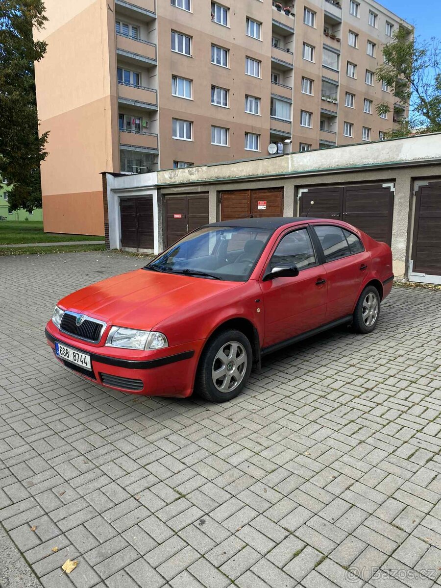 Škoda Octavia 1.6i - 3