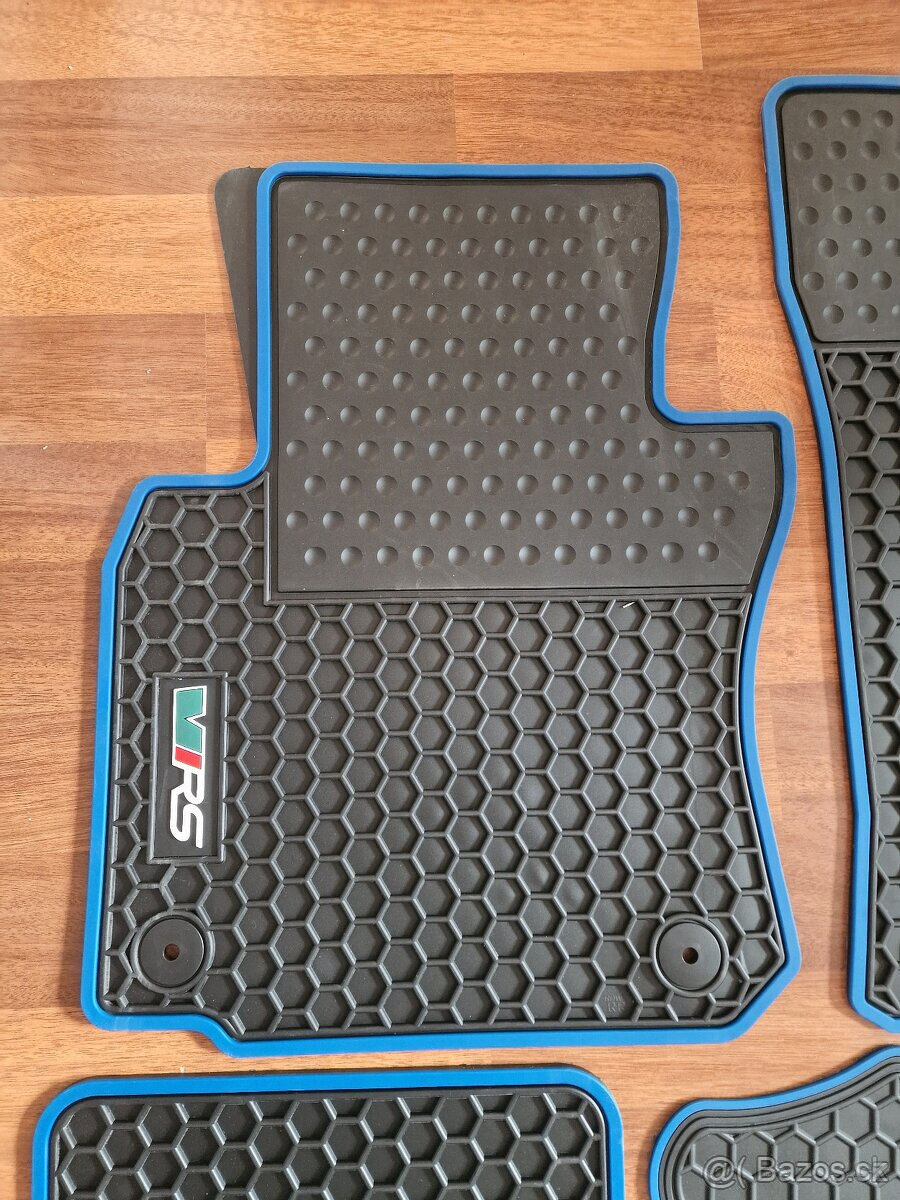 Škoda octavia 2 gumové koberce i do RS - 3