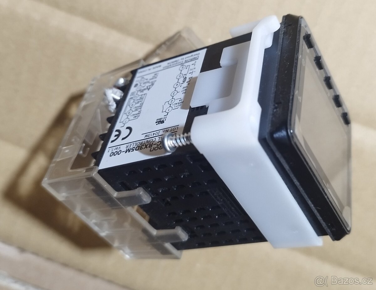 Omron e5cc-rx3d5m-000 - 3