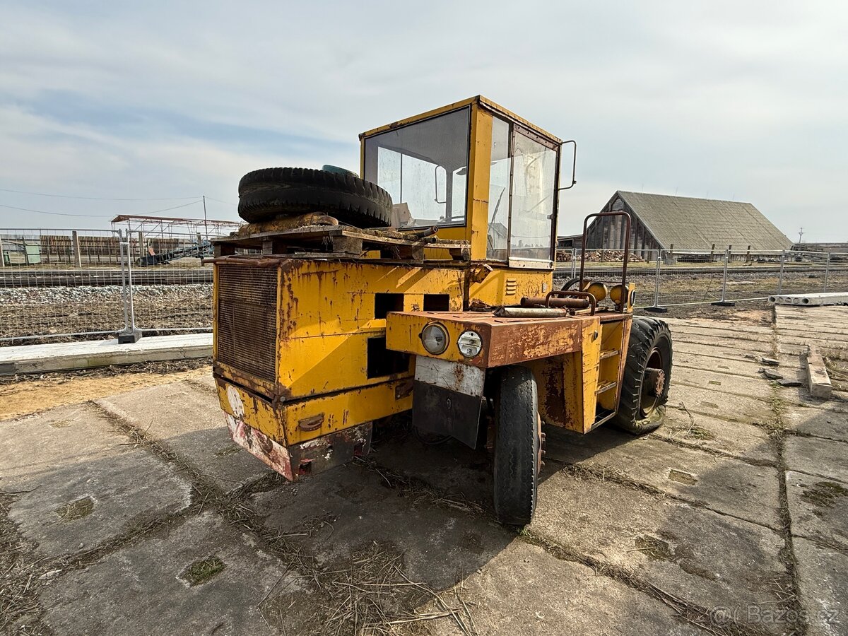 Prodám nakladač Hon UN 053/1 - 3