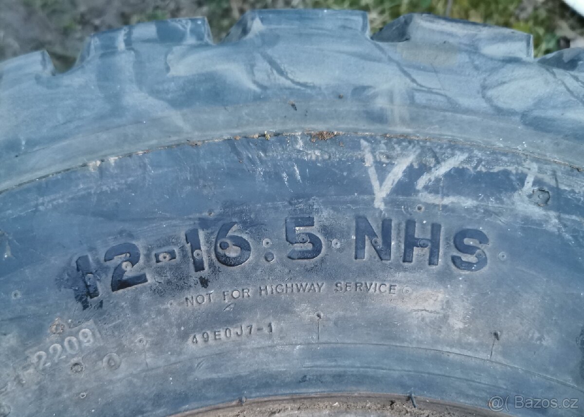 2x pneu Caterpillar 12-16.5 NHS - 3