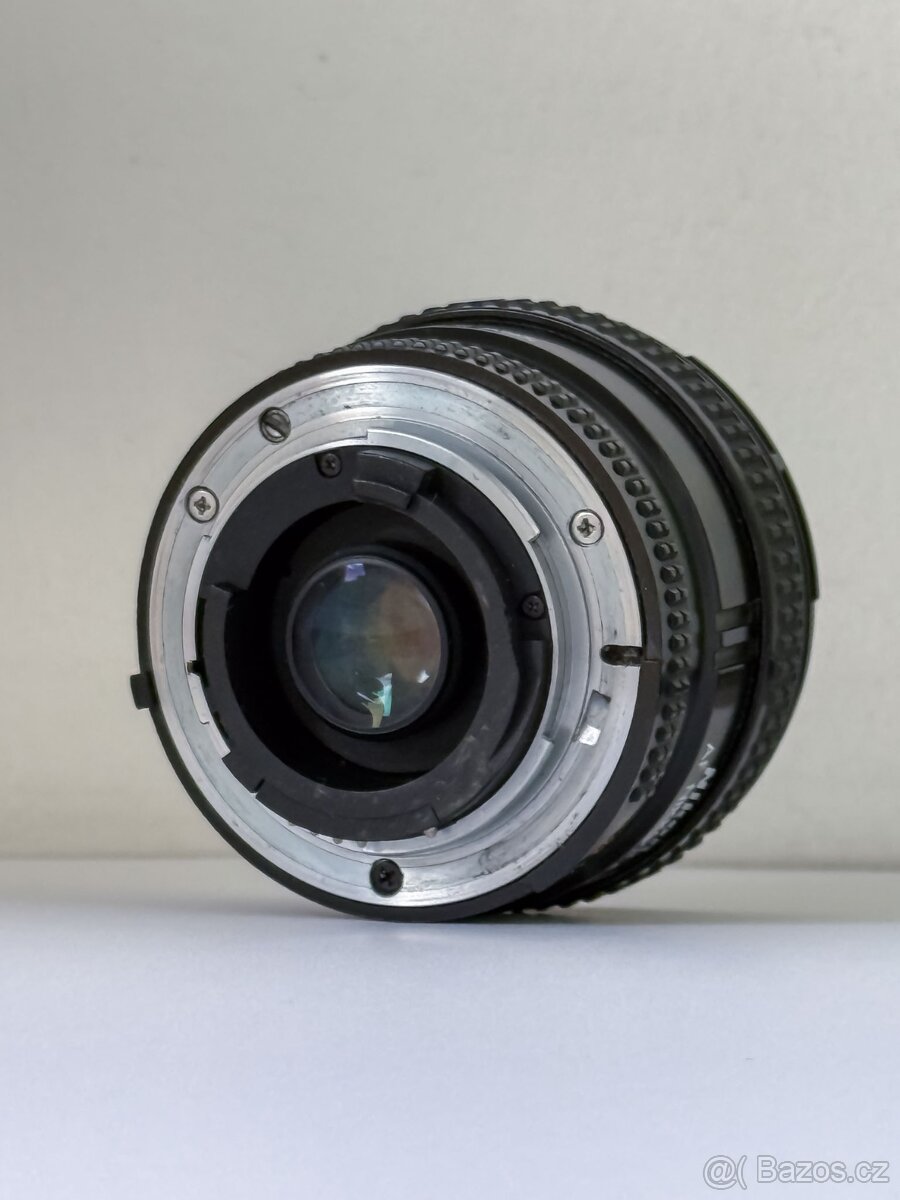 Nikon AF 20mm f/2,8 D - 3