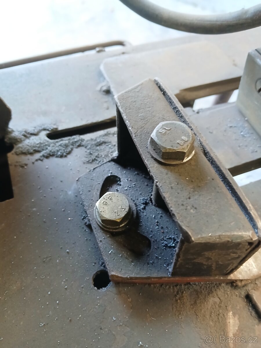 Rozbrušovací pila - 3