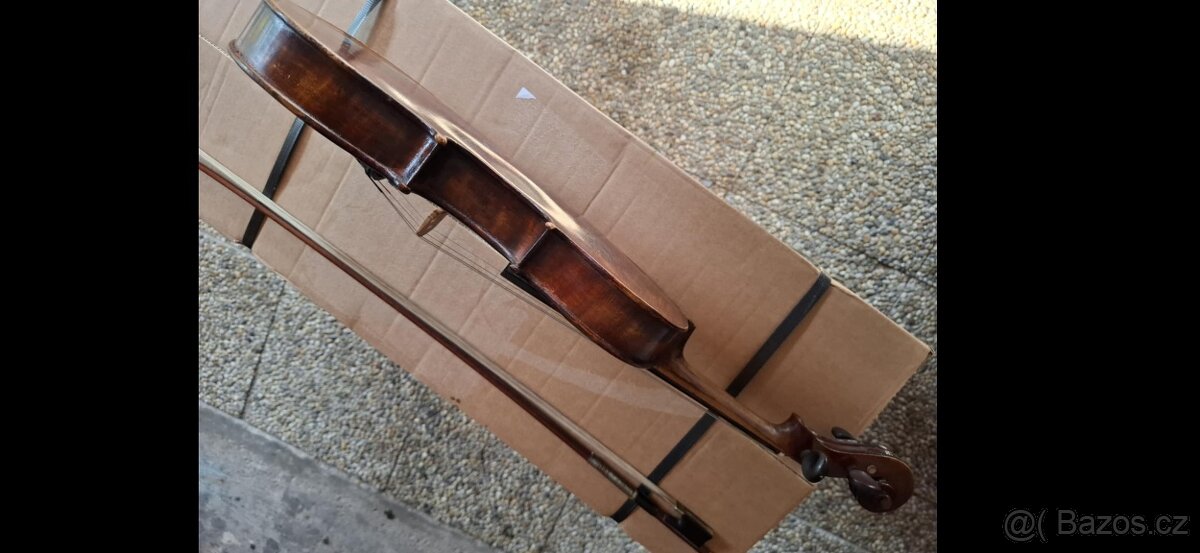 Housle celé - 3