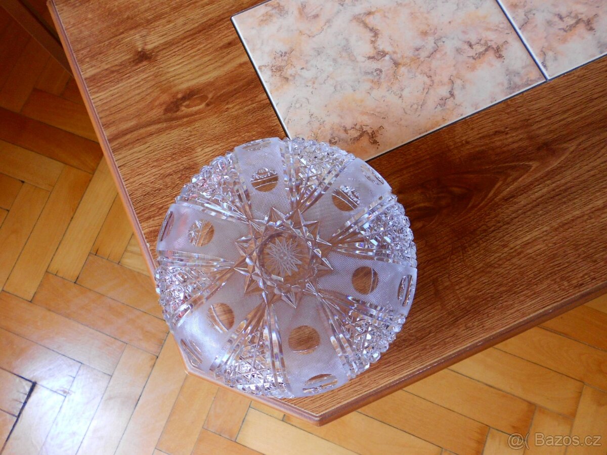 Mísa kulatá z broušeného olovnatého skla. - 3